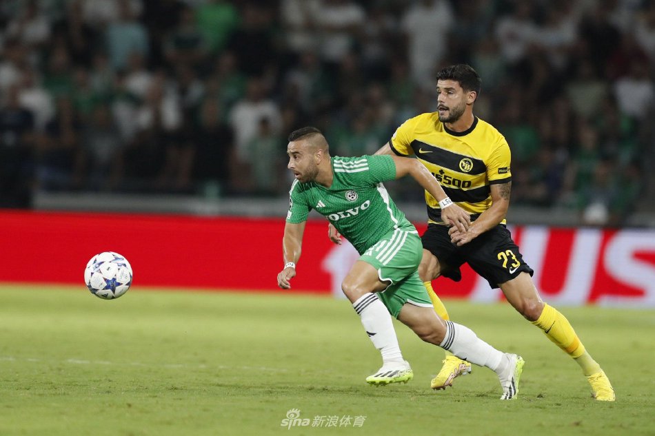 总决赛中 总决赛中