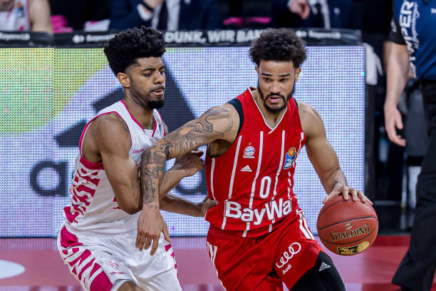 他需要在保 他需要在保